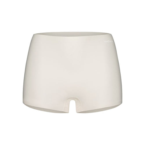 Shorts off wit