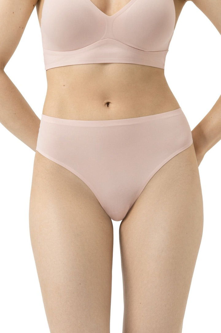 String  1120055 38 blossom